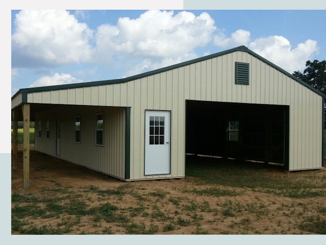 Строительство конюшен в Дмитрах