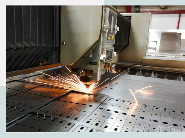Лазерная резка металла в Дмитрах от 643 руб.